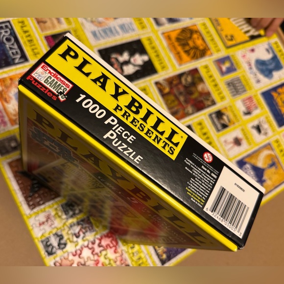 Playbill Presents 1000pc Puzzle - Picture 5 of 6